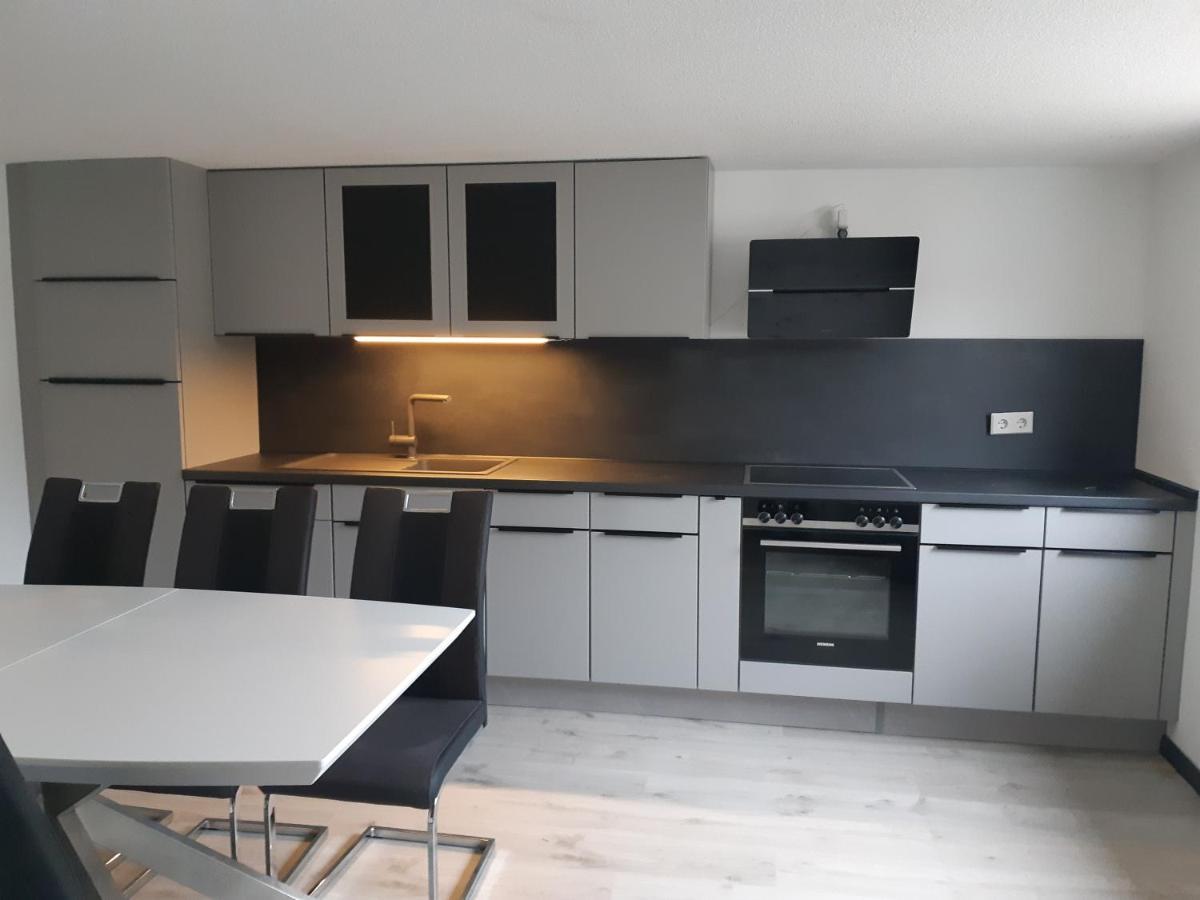 Familyhome Lopora Medebach Esterno foto