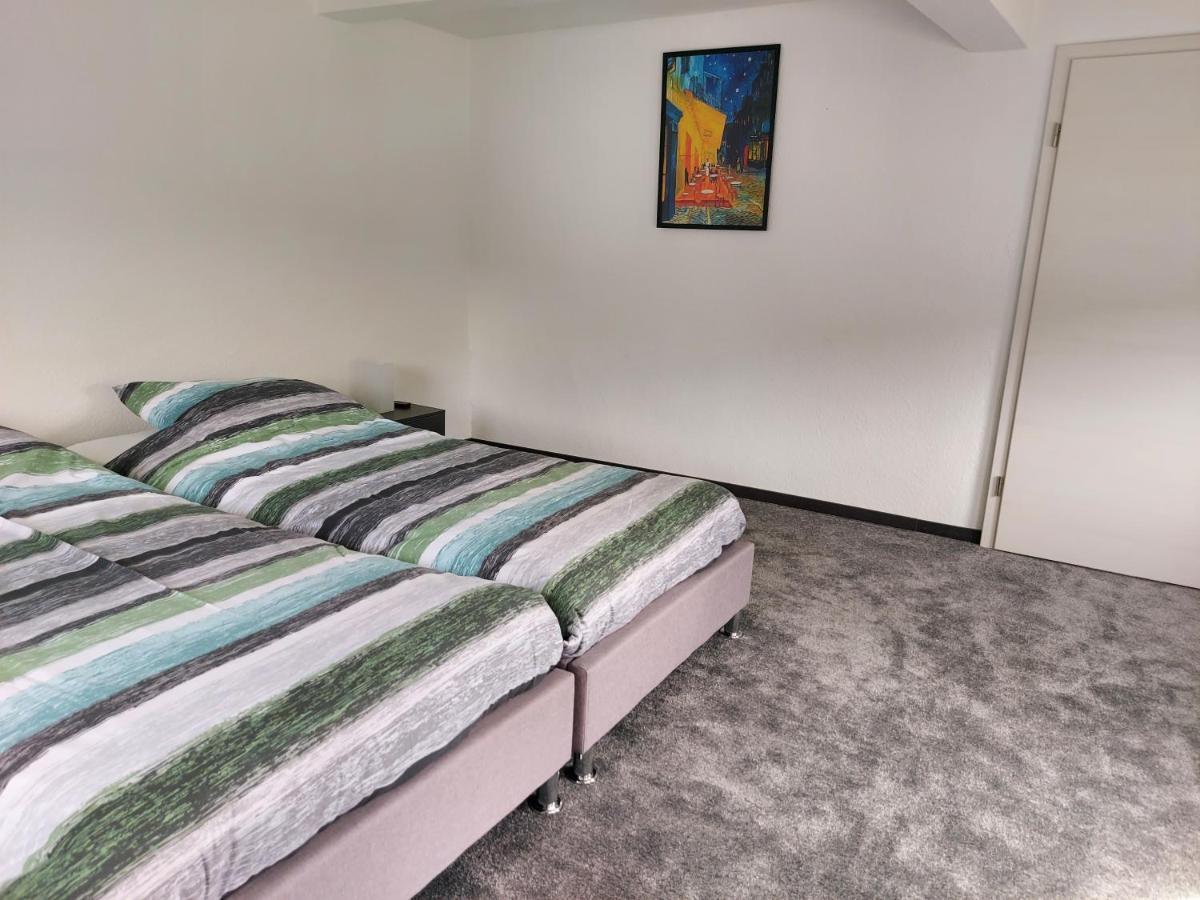 Familyhome Lopora Medebach Esterno foto