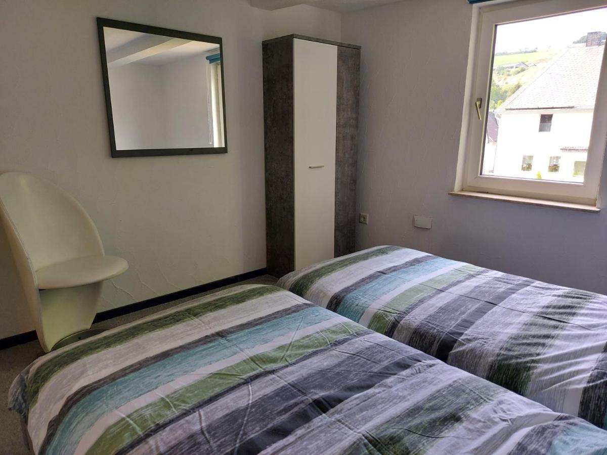 Familyhome Lopora Medebach Esterno foto