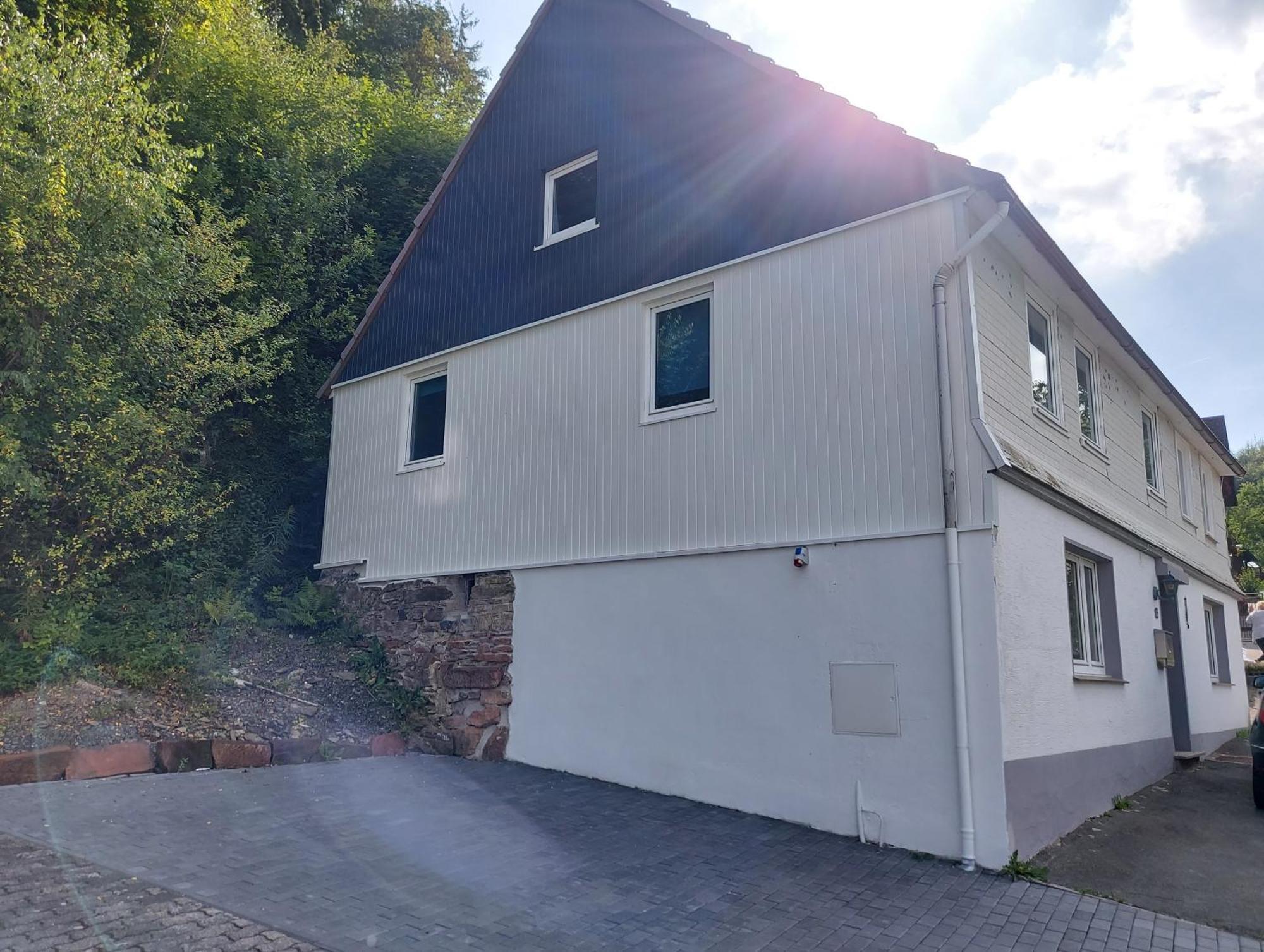 Familyhome Lopora Medebach Esterno foto
