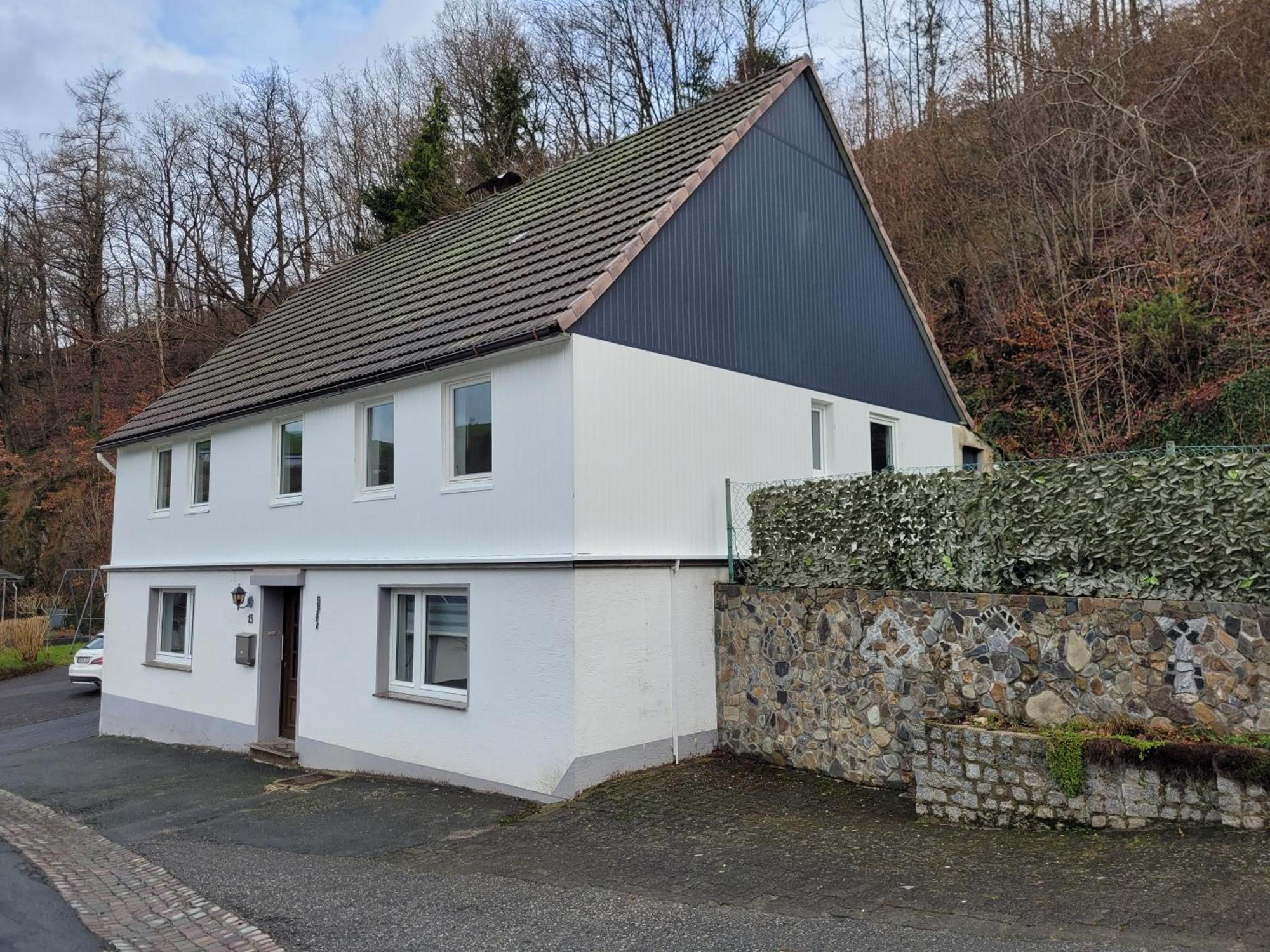 Familyhome Lopora Medebach Esterno foto